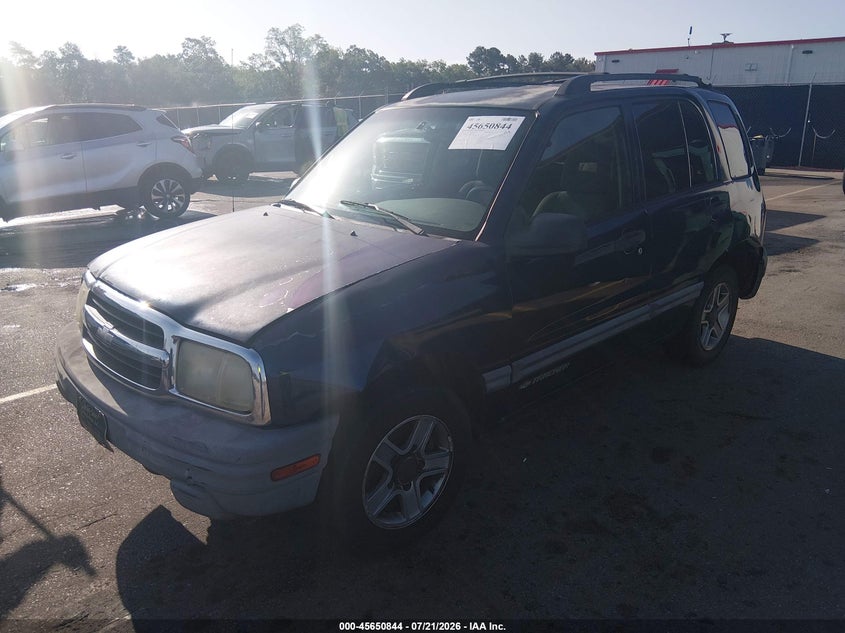 2003 CHEVROLET TRACKER auction photo 2