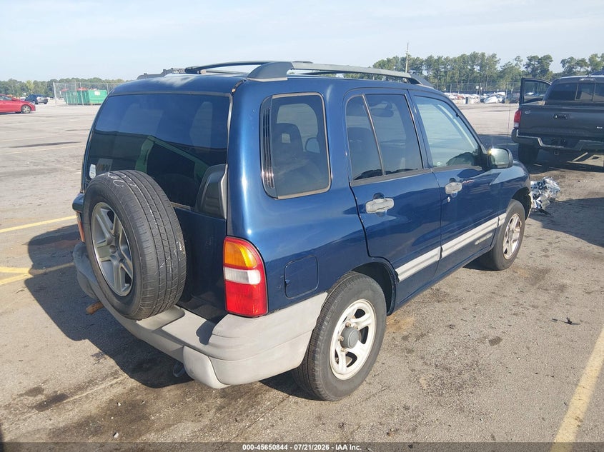 2003 CHEVROLET TRACKER auction photo 4