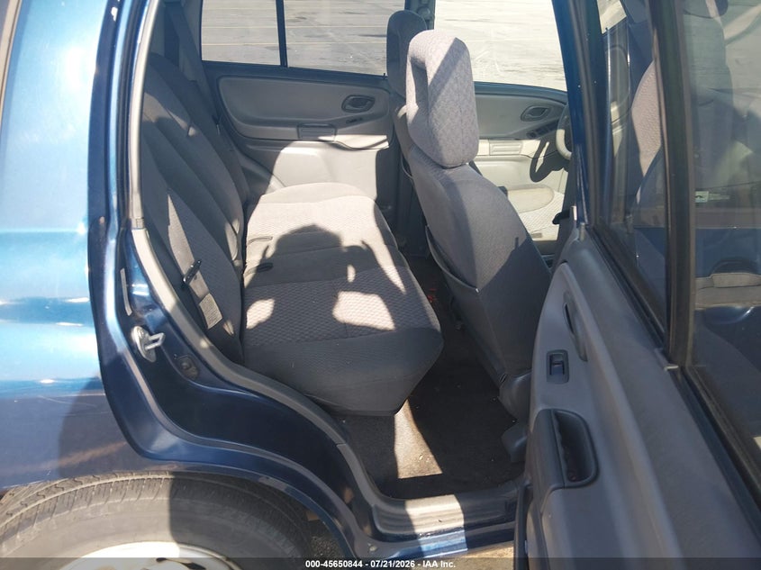 2003 CHEVROLET TRACKER auction photo 8