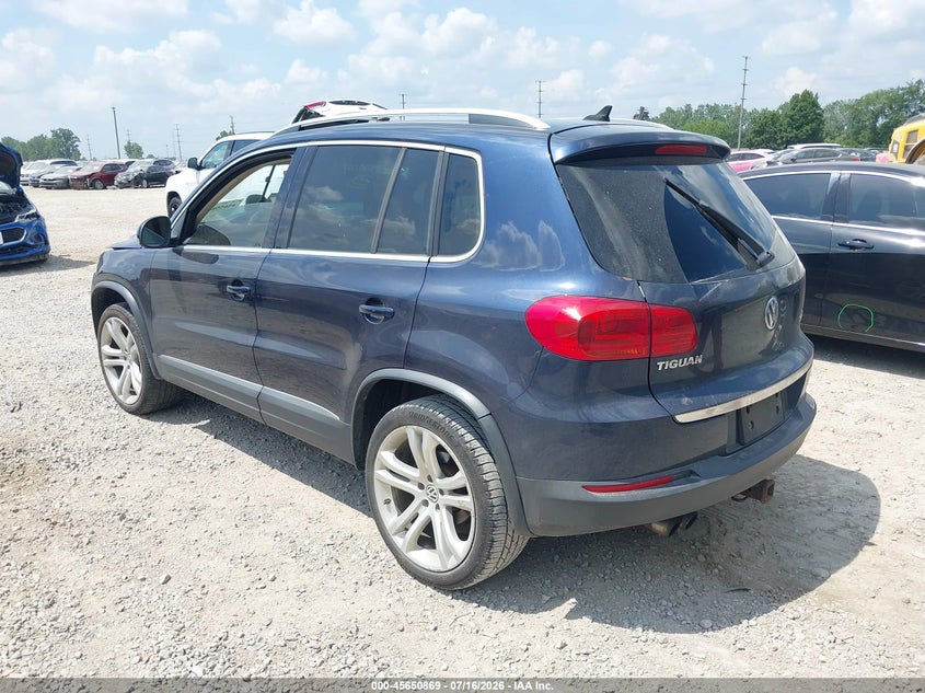 2012 VOLKSWAGEN TIGUAN auction photo 3
