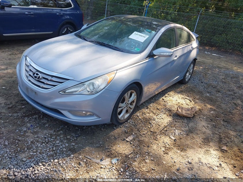 2013 HYUNDAI SONATA auction photo 2