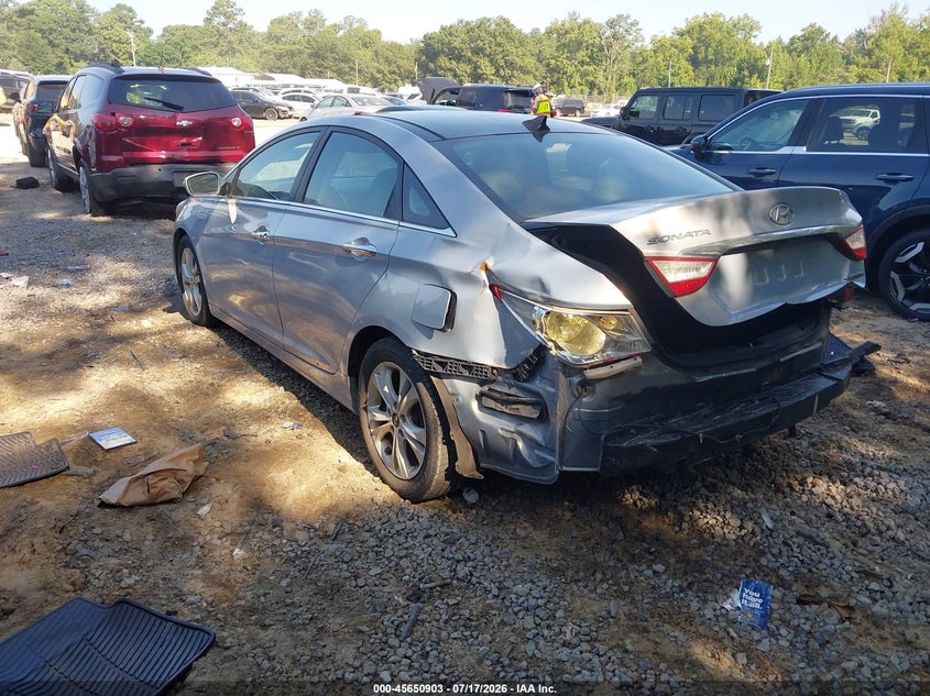 2013 HYUNDAI SONATA auction photo 3