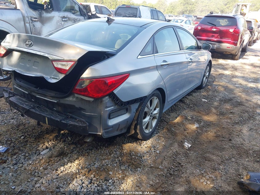 2013 HYUNDAI SONATA auction photo 4