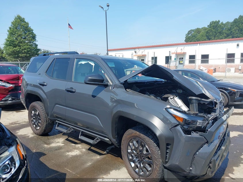 2025 Toyota 4Runner Sr5 VIN: JTEVA5BR0S5043640 Lot: 45650914