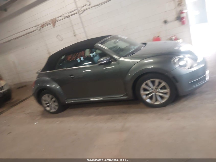 2013 Volkswagen Beetle 2.0L Tdi VIN: 3VW5L7AT6DM815625 Lot: 45650922