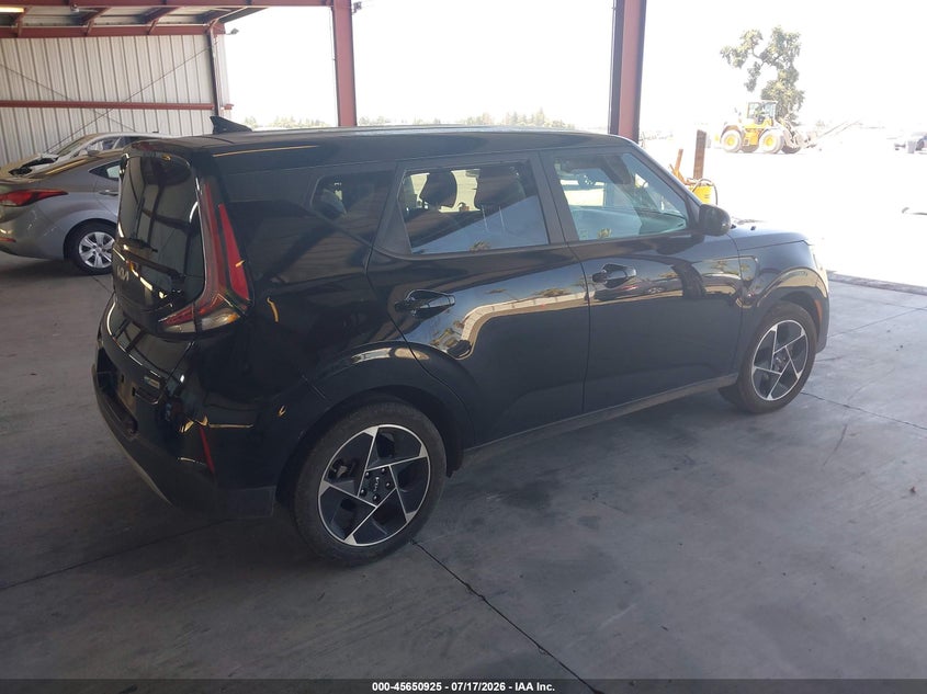 2023 Kia Soul Ex VIN: KNDJ33AU8P7842357 Lot: 45650925