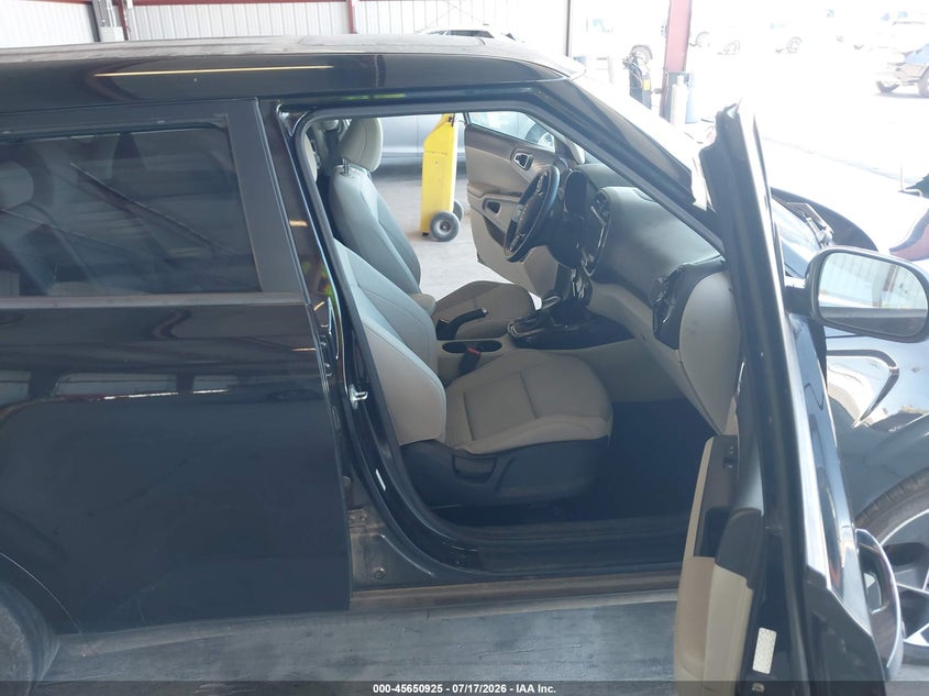 2023 Kia Soul Ex VIN: KNDJ33AU8P7842357 Lot: 45650925