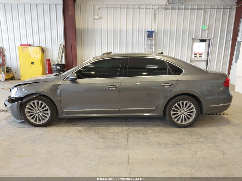 2016 Volkswagen Passat 1.8T Se VIN: 1VWBS7A34GC040012 Lot: 45650978