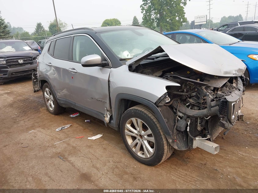 Vin: 3c4njcbbxjt227171, lot: 46149600, jeep compass latitude fwd 2018 img_1