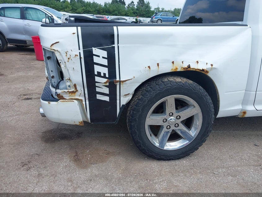 2013 RAM 1500 auction photo 6