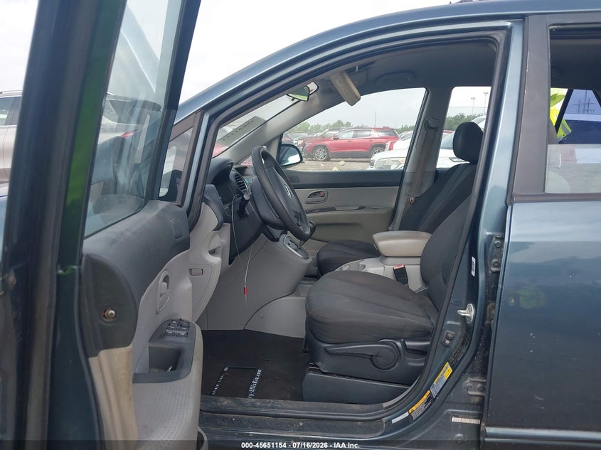 2009 KIA RONDO auction photo 5