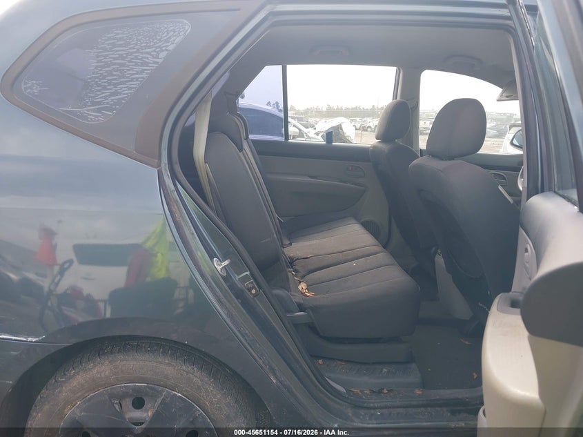 2009 KIA RONDO auction photo 8