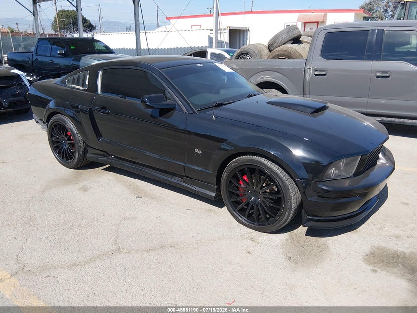 2006 Ford Mustang Gt, Левый зад, IAAI, VIN 1ZVFT82H665155132