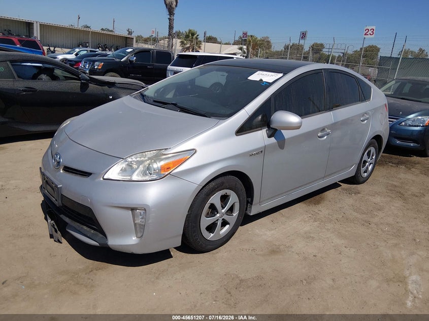 JTDKN3DU0E0382465 2014 Toyota Prius Three photo 1