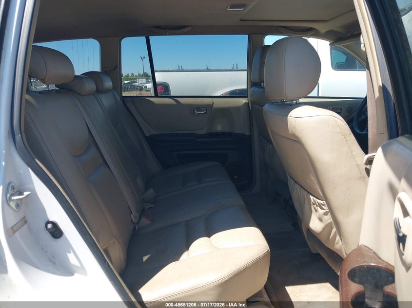 2001 TOYOTA HIGHLANDER auction photo 8