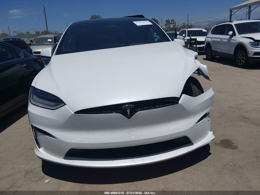 2022 Tesla Model X Dual Motor All-Wheel Drive VIN: 7SAXCBE54NF360891 Lot: 45651218