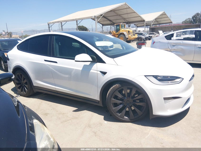 2022 Tesla Model X Dual Motor All-Wheel Drive VIN: 7SAXCBE54NF360891 Lot: 45651218