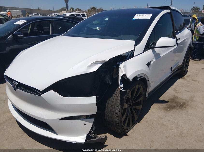 2022 Tesla Model X Dual Motor All-Wheel Drive VIN: 7SAXCBE54NF360891 Lot: 45651218