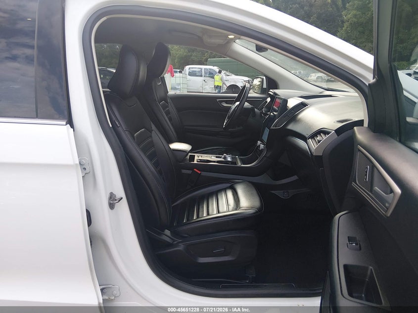 2022 FORD EDGE auction photo 5