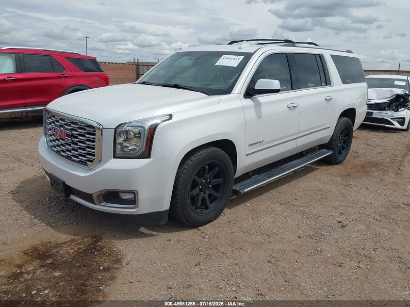 GMC YUKON XL - zdjęcie 2