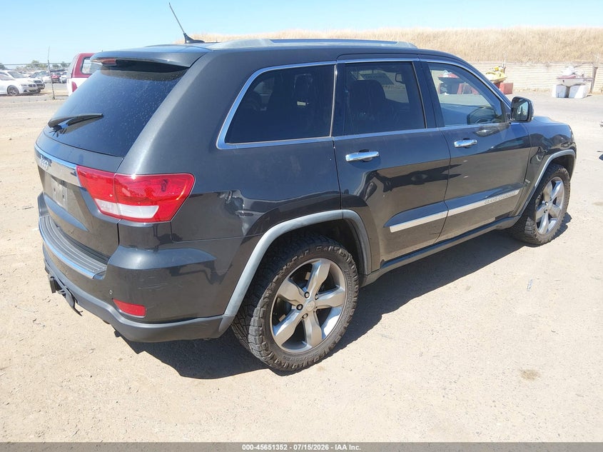 2011 JEEP GRAND CHEROKEE auction photo 4