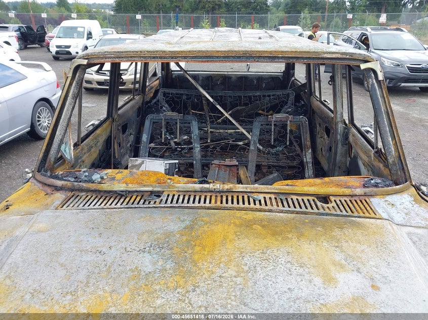 1988 JEEP GRAND WAGONEER auction photo 6