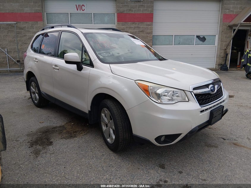 2015 SUBARU FORESTER auction photo 1