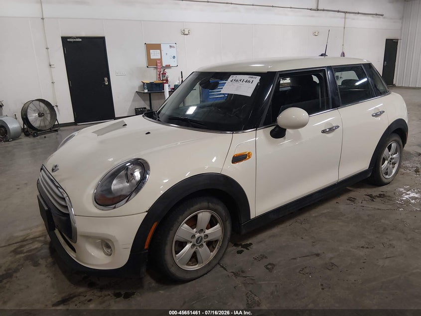 2015 Mini Hardtop Cooper VIN: WMWXS5C52FT831985 Lot: 45651461