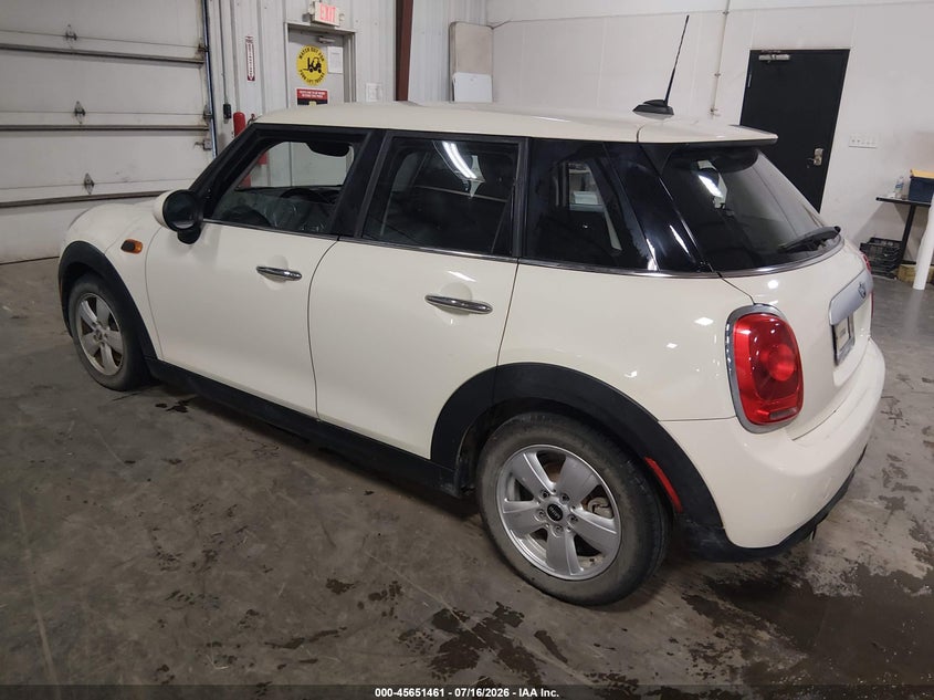 2015 Mini Hardtop Cooper VIN: WMWXS5C52FT831985 Lot: 45651461