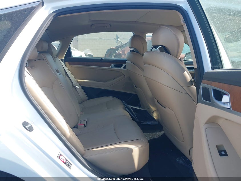 2015 Hyundai Genesis 3.8 VIN: KMHGN4JE1FU025813 Lot: 45651466