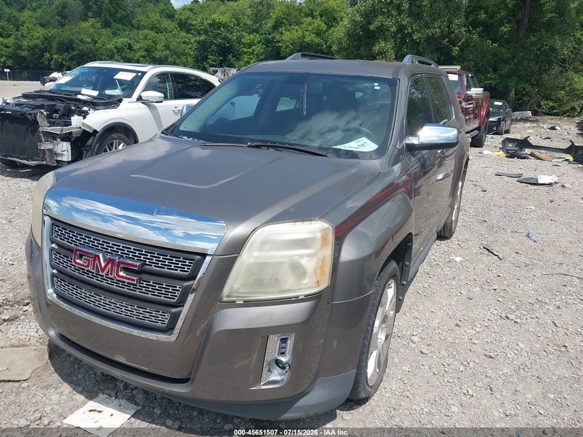 2010 GMC TERRAIN auction photo 2