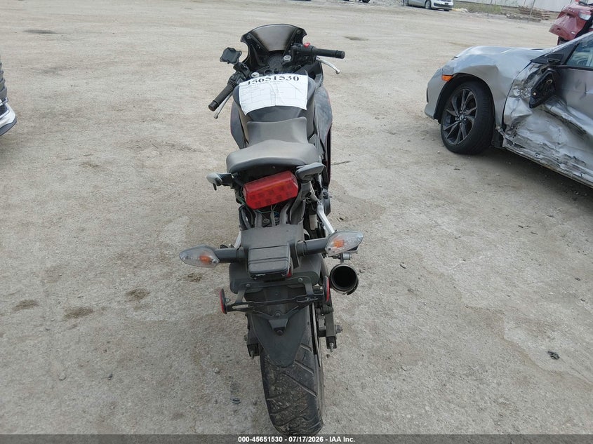2021 Honda Cbr300 R VIN: MLHNC5109M5700727 Lot: 45651530