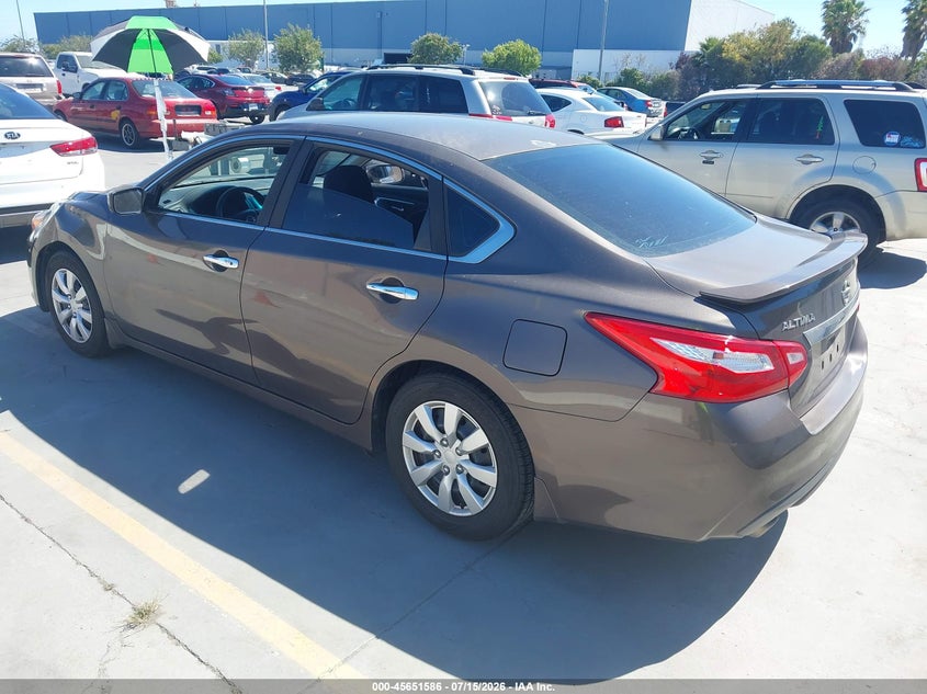 AtlanticExpress - Nissan Altima