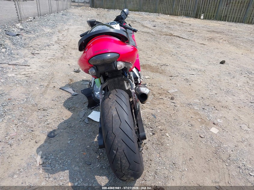 2005 SUZUKI GSX1300 auction photo 6