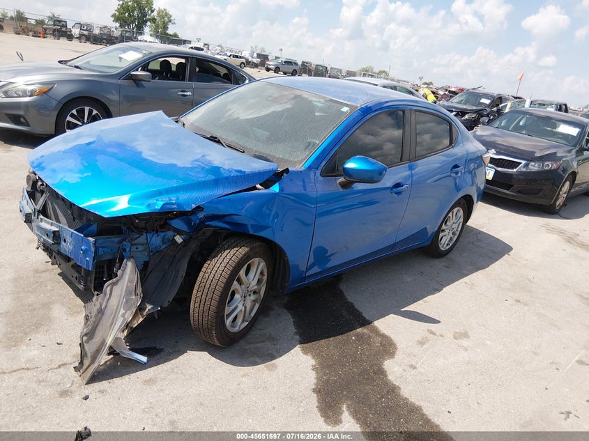 2018 TOYOTA YARIS IA auction photo 2