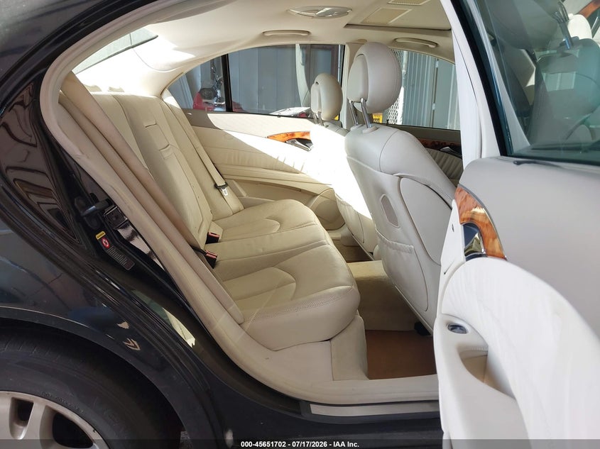 2004 MERCEDES-BENZ E 320 auction photo 8