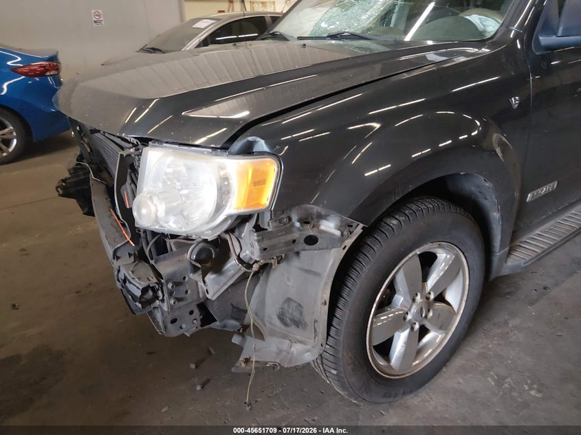 2008 FORD ESCAPE auction photo 6
