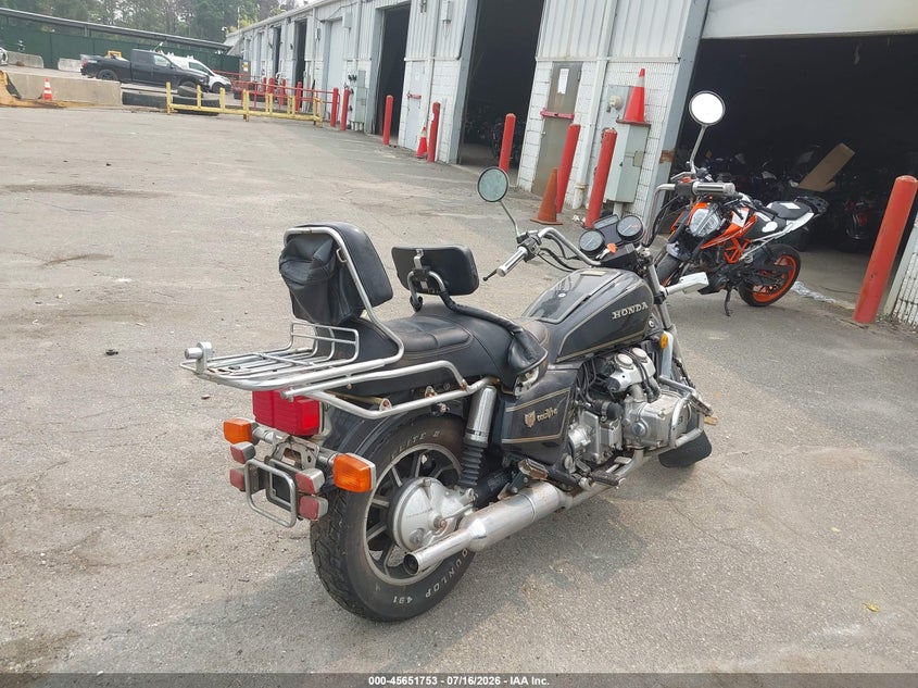 1984 HONDA GL1200 auction photo 4