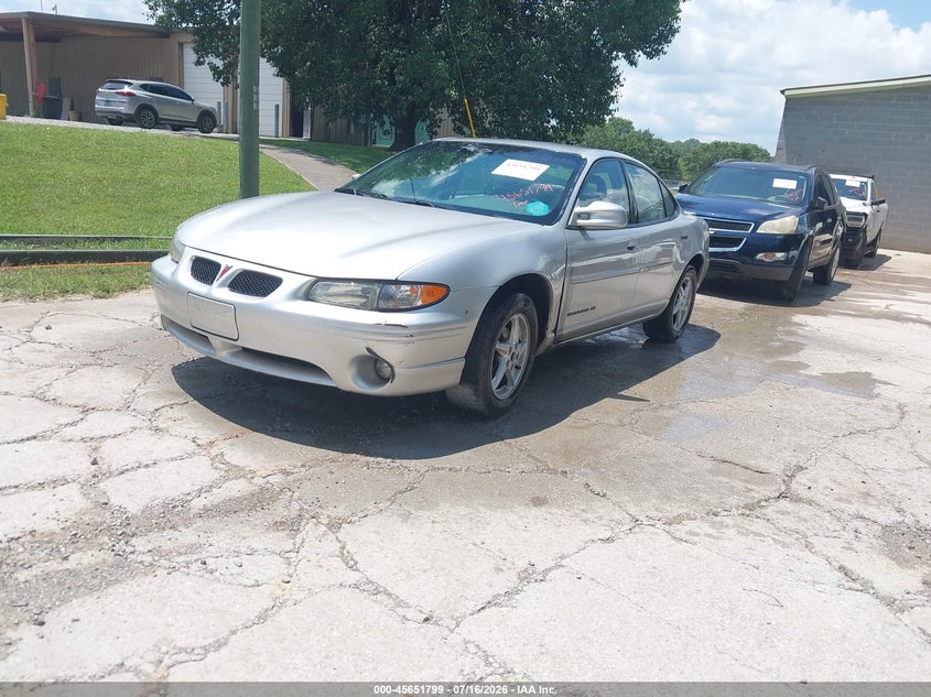 2003 PONTIAC GRAND PRIX auction photo 2