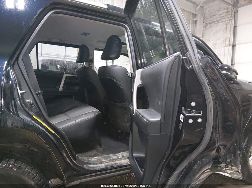 2021 TOYOTA 4RUNNER auction photo 8