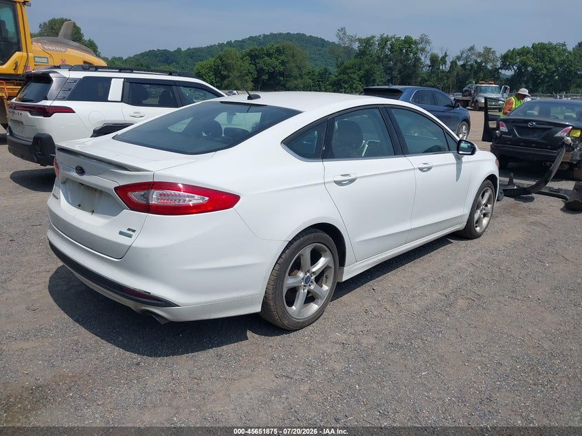 2014 FORD FUSION auction photo 4