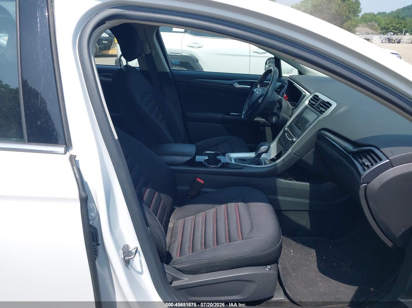 2014 FORD FUSION auction photo 5