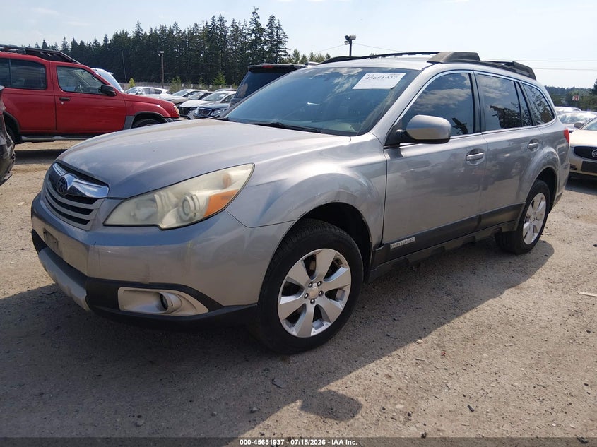 4S4BRBKC7B3380811 2011 Subaru Outback 2.5i Limited photo 1