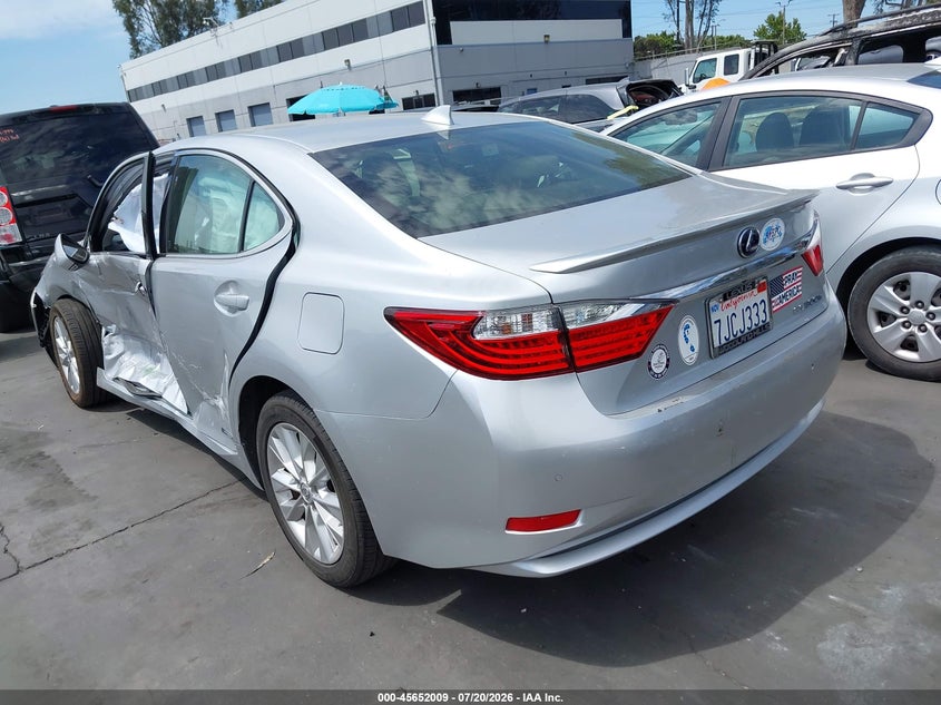 Vin: jthbw1gg0f2083022, lot: 46150564, lexus es 300h 20153