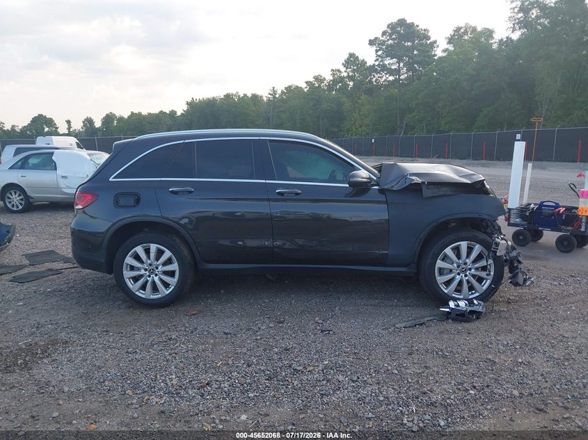 MERCEDES-BENZ GLC 300 - zdjecie 13