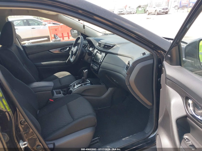 2018 NISSAN ROGUE auction photo 5