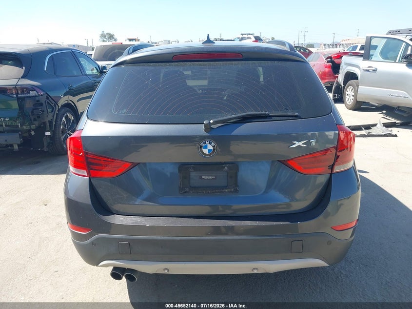 2015 BMW X1 Sdrive28I VIN: WBAVM1C58FV318402 Lot: 45652140