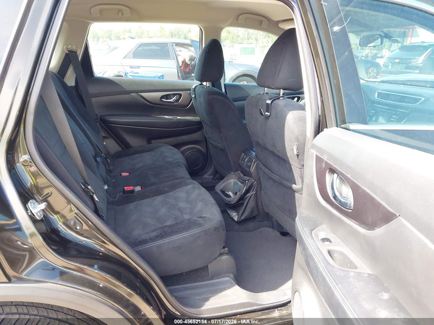 2016 NISSAN ROGUE auction photo 8