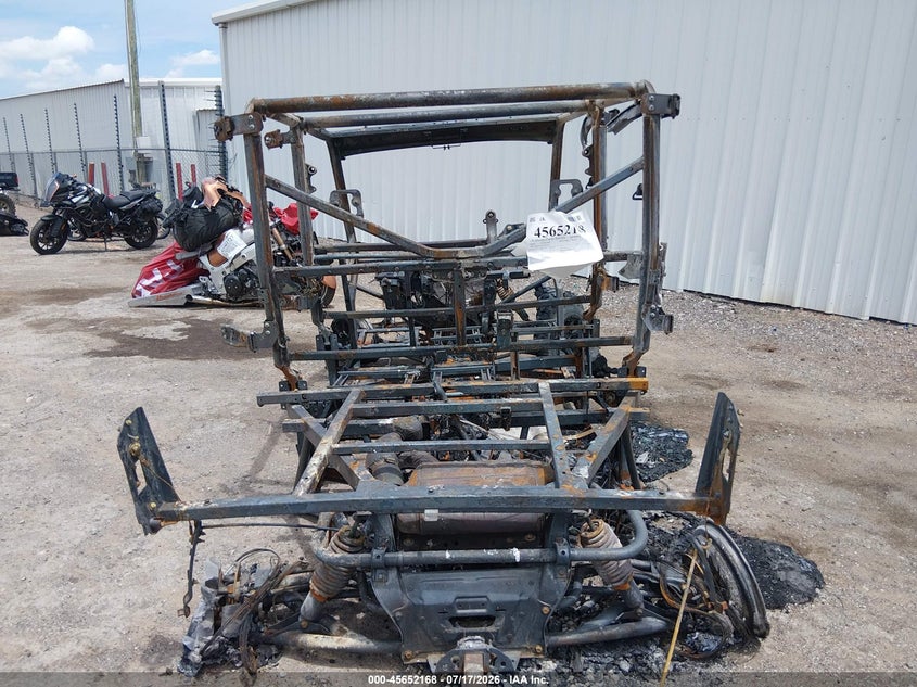 2023 CAN-AM DEFENDER MAX auction photo 6