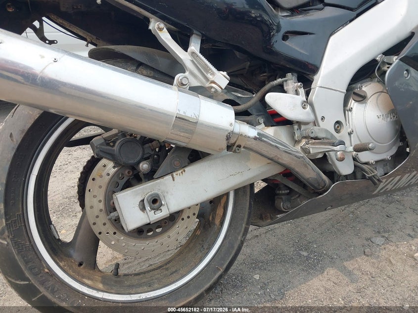 2001 Yamaha Yzf600 R VIN: JYA5AHE011A027970 Lot: 45652182